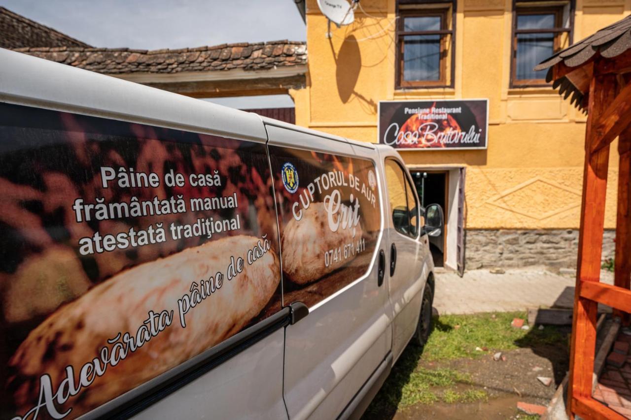 Casa Brutarului Crit Hotel ภายนอก รูปภาพ